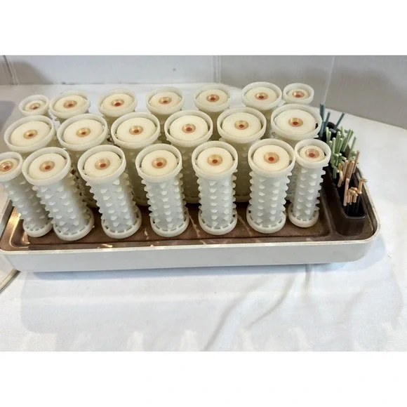 Vintage Clairol Deluxe Hot Rollers Set C-40 Hair Curlers w Clips Tested - Picture 3 of 5
